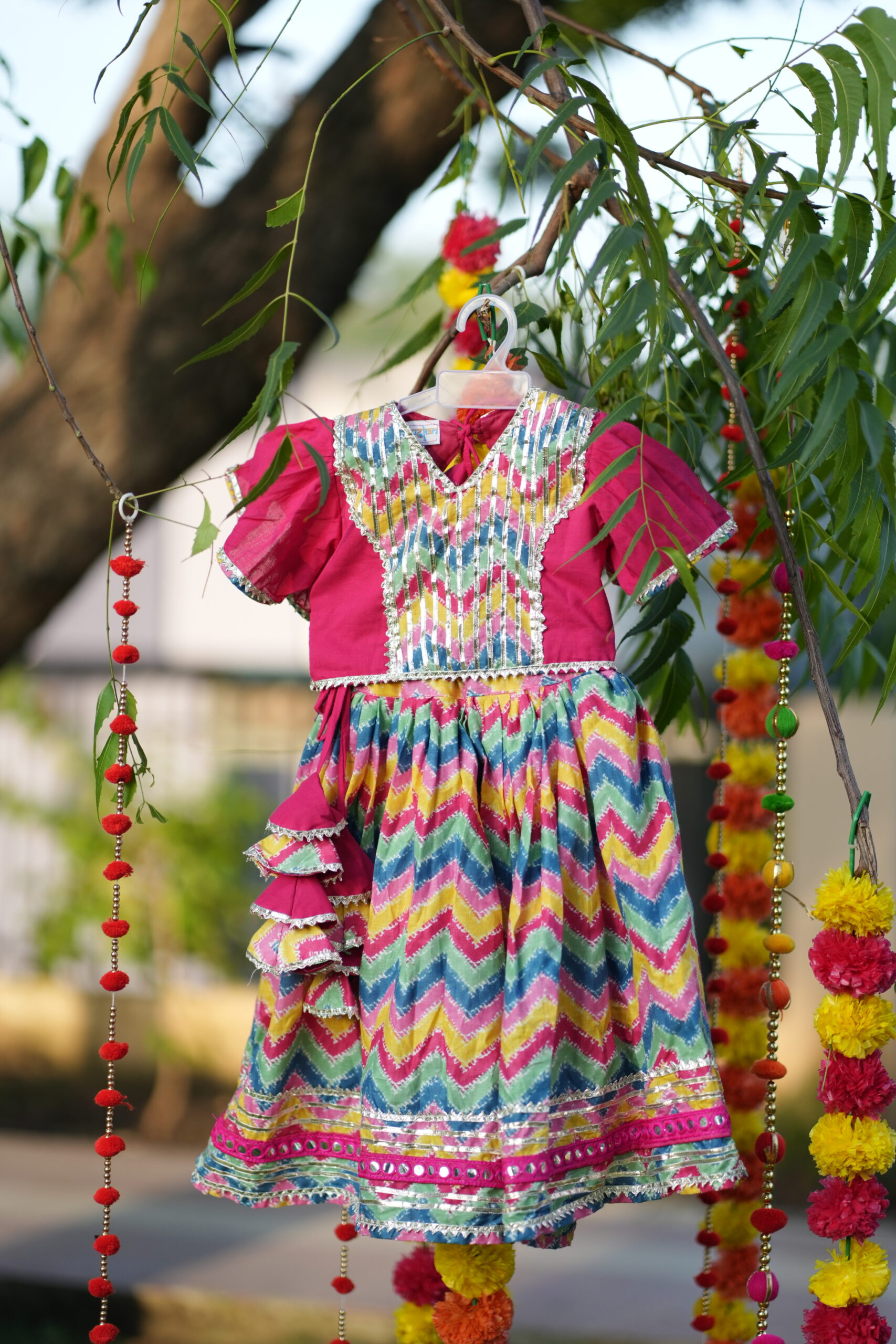 Multicolor zigzag lehenga pink umberella sleeves blouse - Image 3