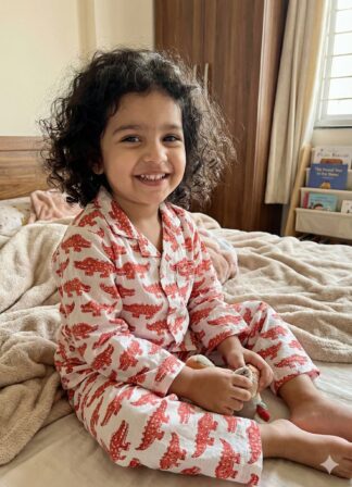 White Red Aligator Printed Night Suit