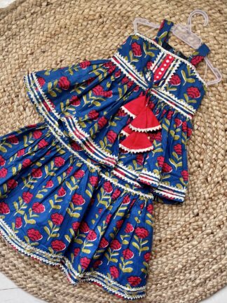 Blue Sharara with Red Flowers