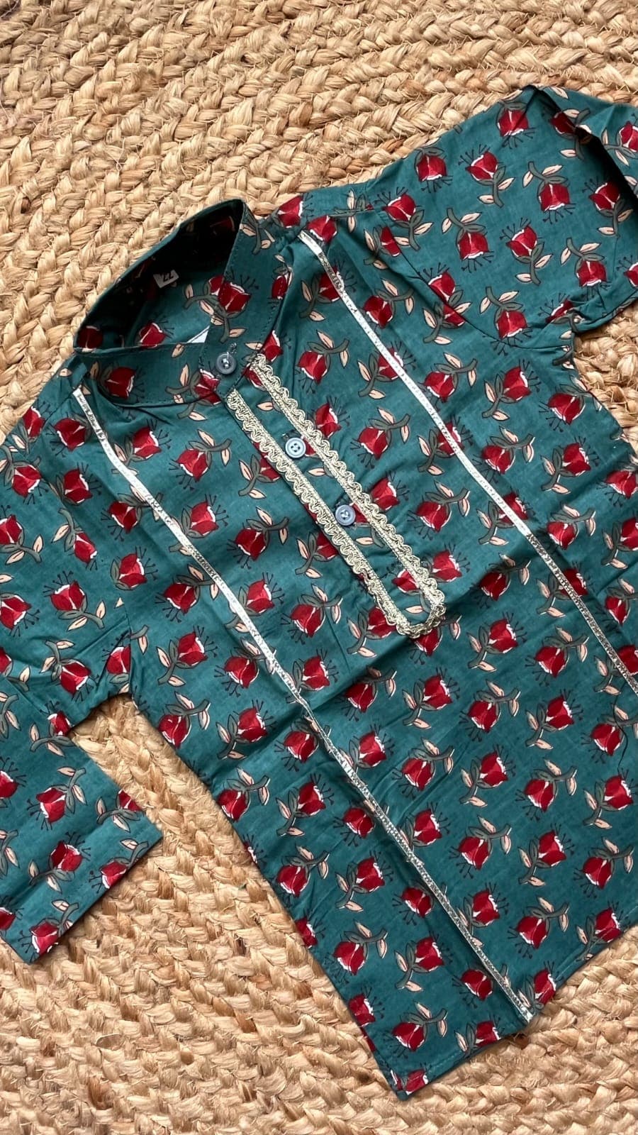 Green cherry blossom kurta pyjama set - Image 3